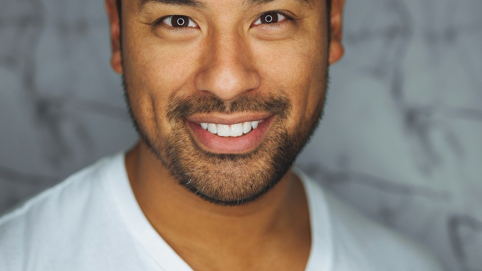 Salon moderne avec mobilier élégant - CDN Habitat L'Isle-sur-la-Sorgue